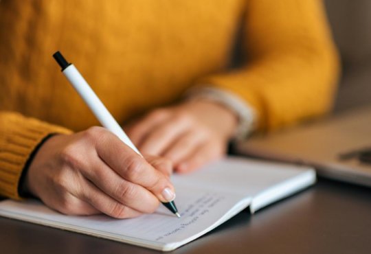 IOS targets to be in which you do all your writing 23